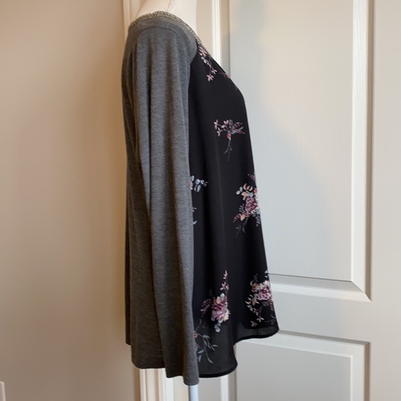 3/$15 Maurices - Lovely Floral Long Sleeve Top - Picture 2 of 5